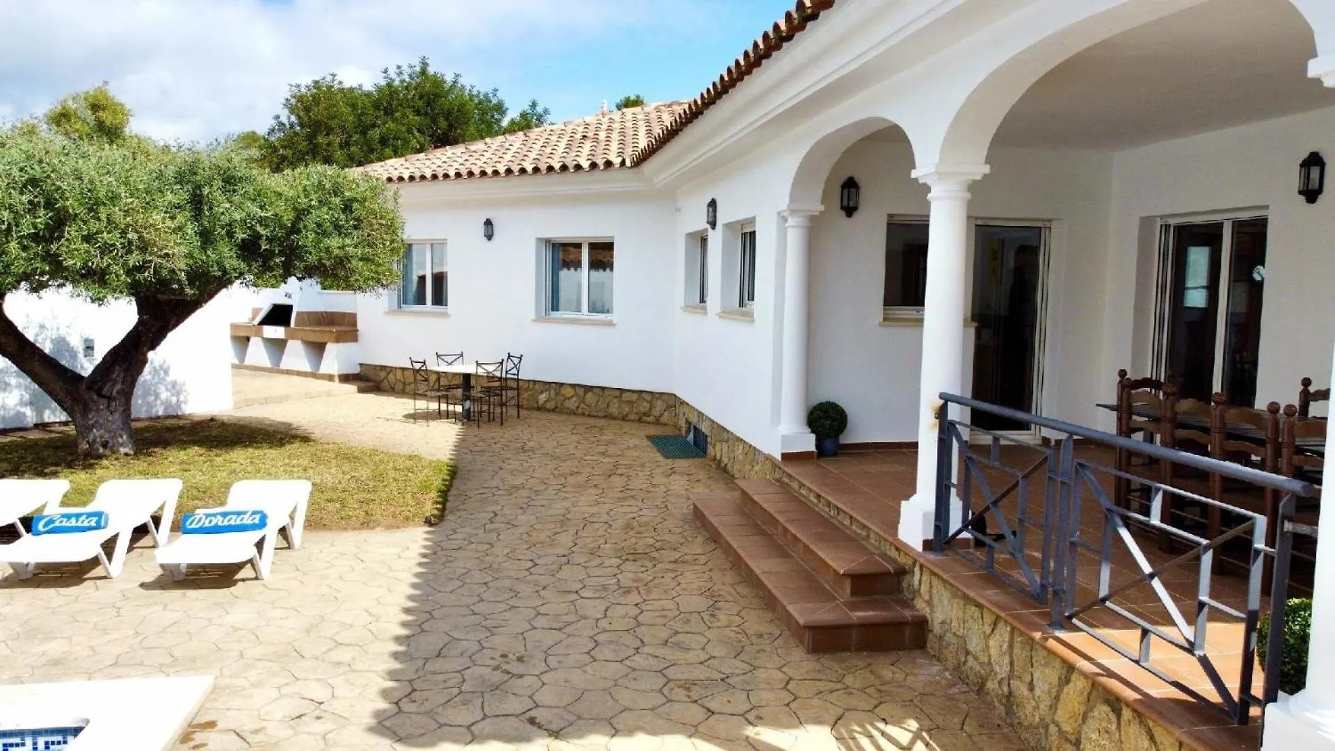 Ferienhaus Mit Privatpool Fuer 10 Personen Ca 371 Qm In Miami Platja, Costa Dorada Miami Playa