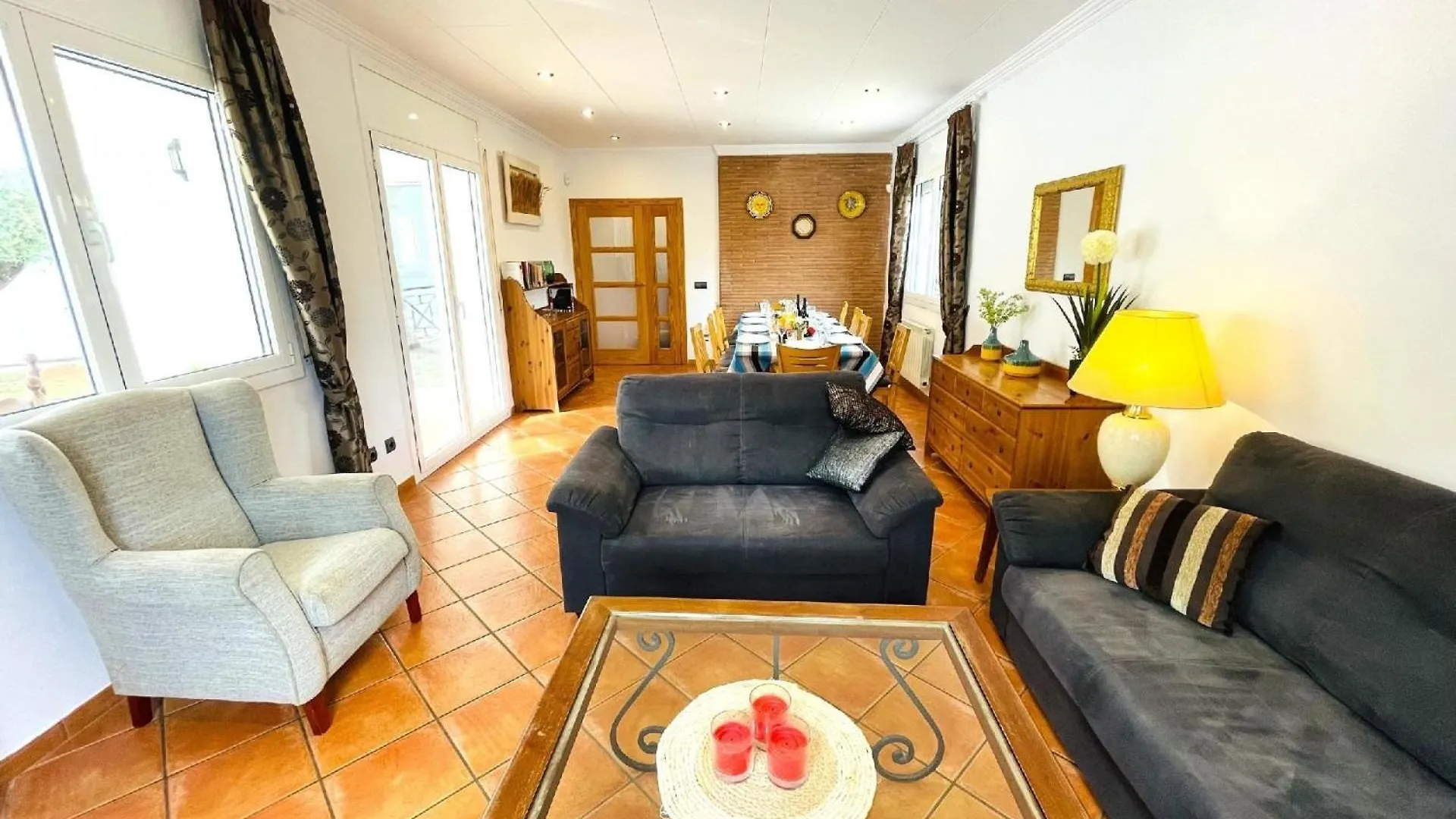 Ferienhaus Mit Privatpool Fuer 10 Personen Ca 371 Qm In Miami Platja, Costa Dorada Miami Playa